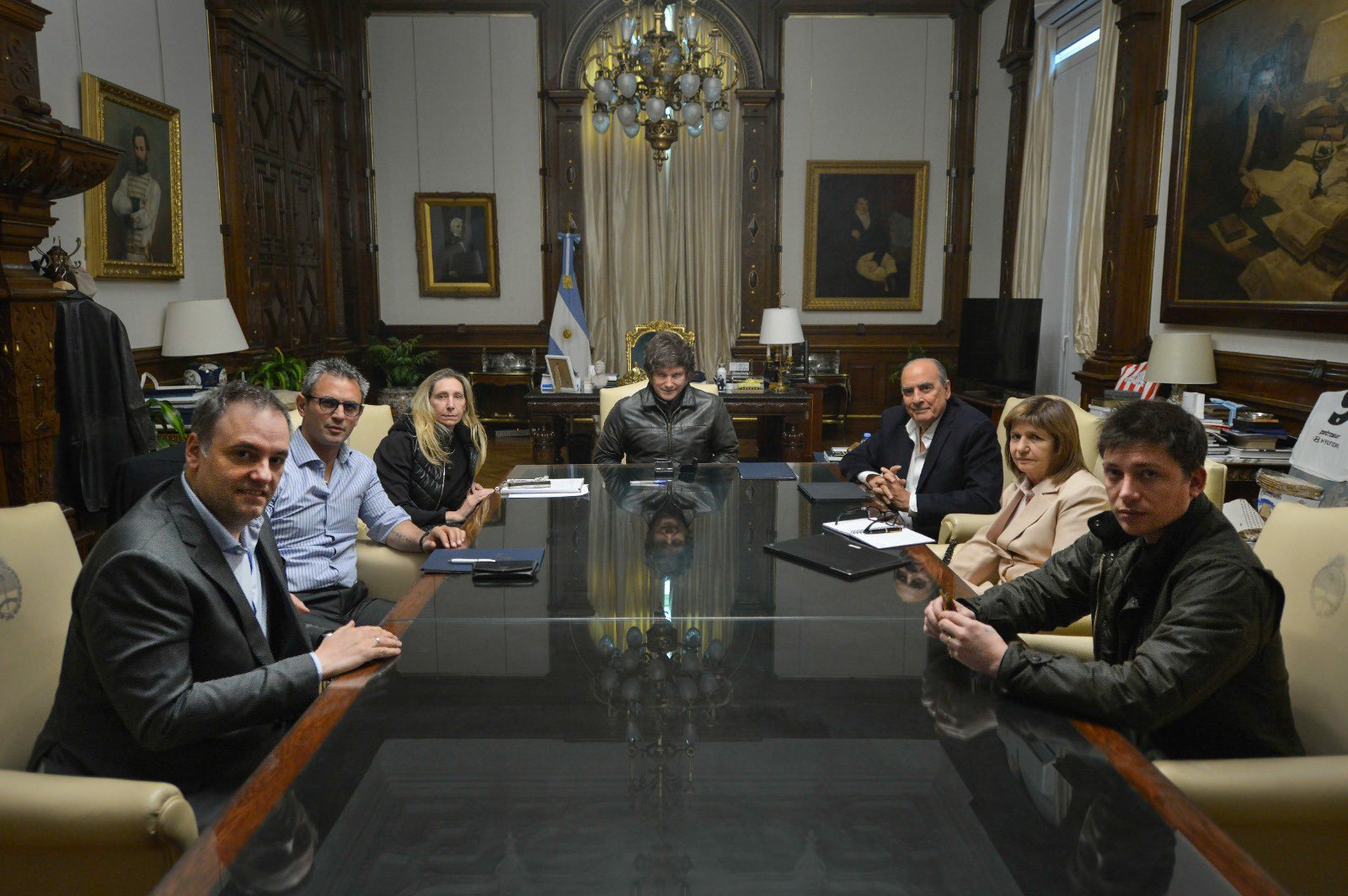El Gobierno reunió a la mesa política por la reforma laboral