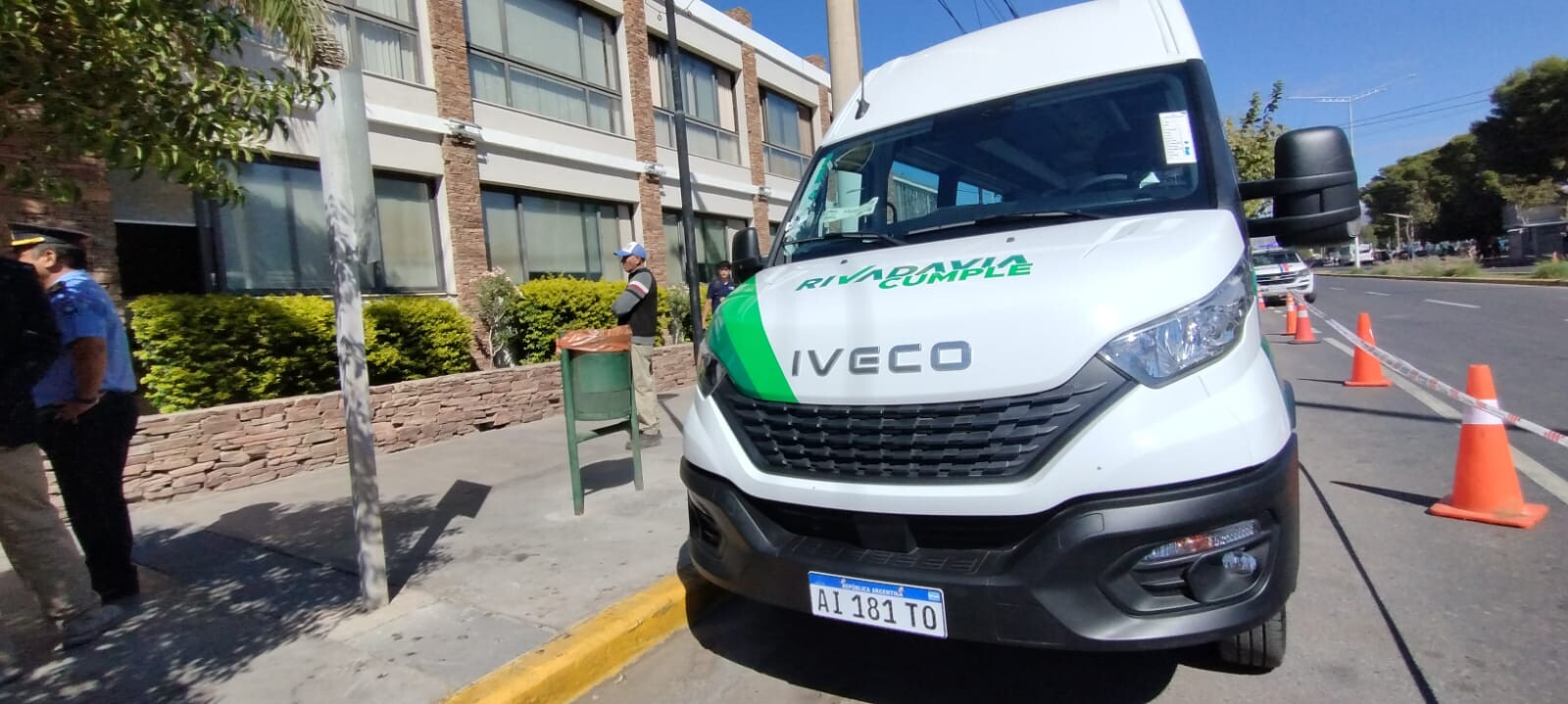 MINIBUS-RIVADAVIA-3.jpeg