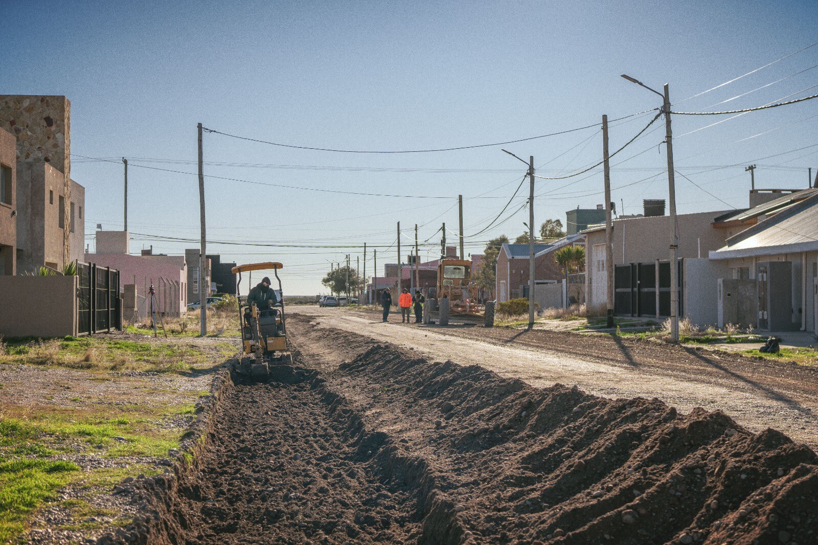 Playa Unión: iniciaron el movimiento de suelo para una nueva obra vial