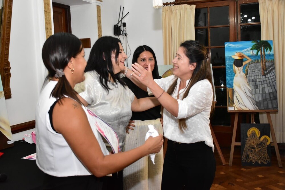 MUJER 10.jpg MUJER 10.jpg
