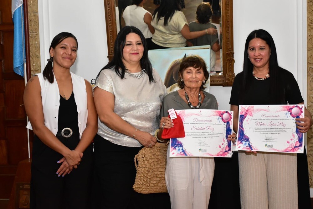 MUJER 7.jpg MUJER 7.jpg