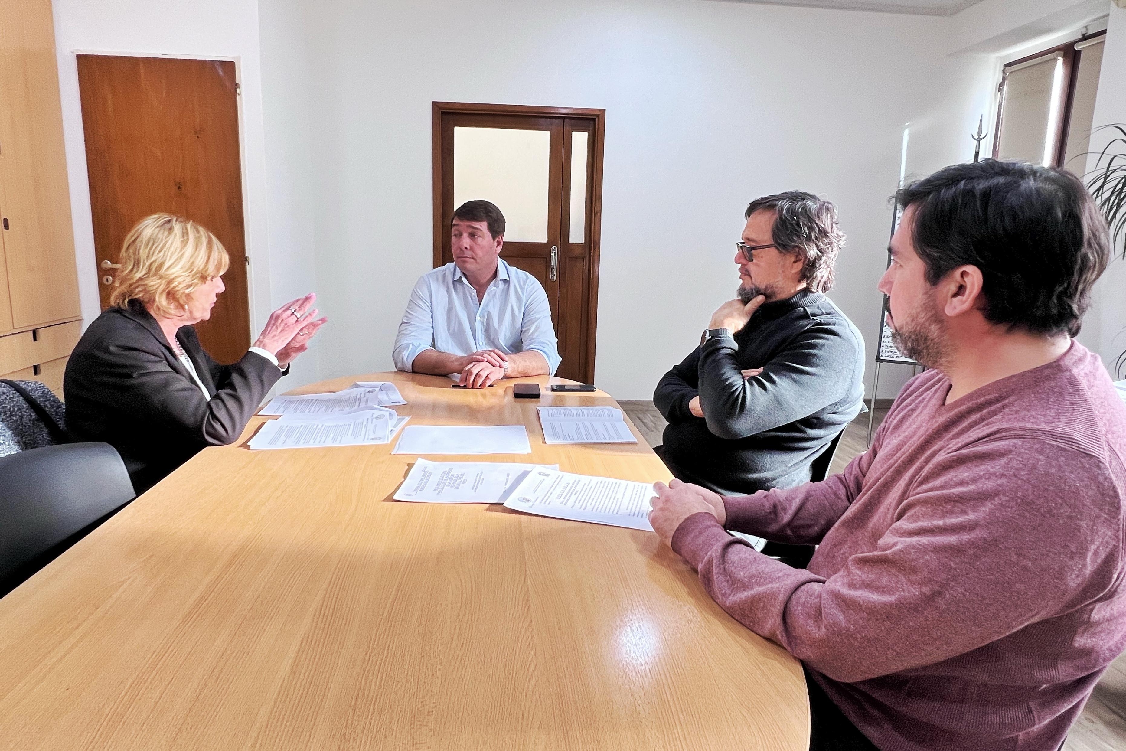 Municipio y Concejo Deliberante de Rawson avanzan en la normativa de Asociaciones Vecinales