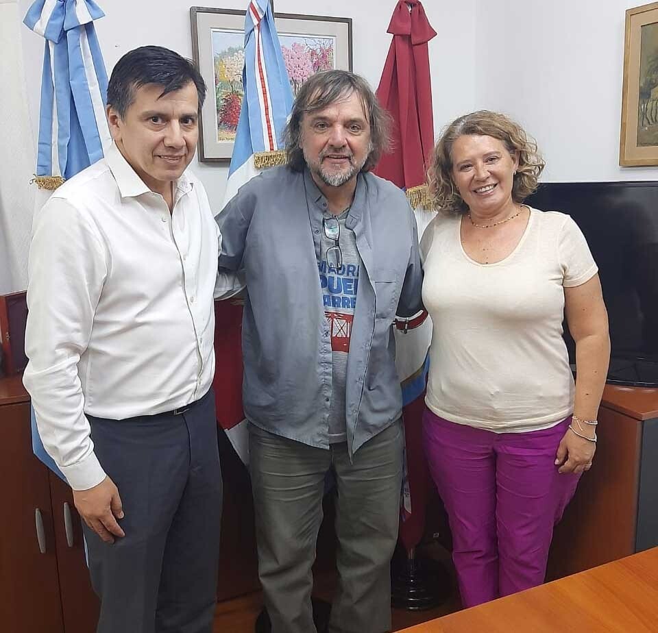 Marlino Ledesma, Pepe Di Paola y Fernanda Mellano.jpeg La UNSE y Hogares de Cristo reafirman el convenio de capacitación