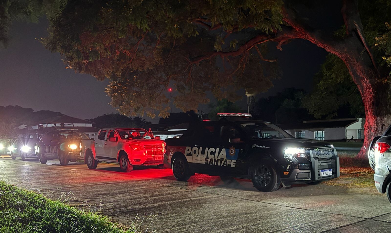 Mega Operativo policial en Santa Fe y Santo Tome