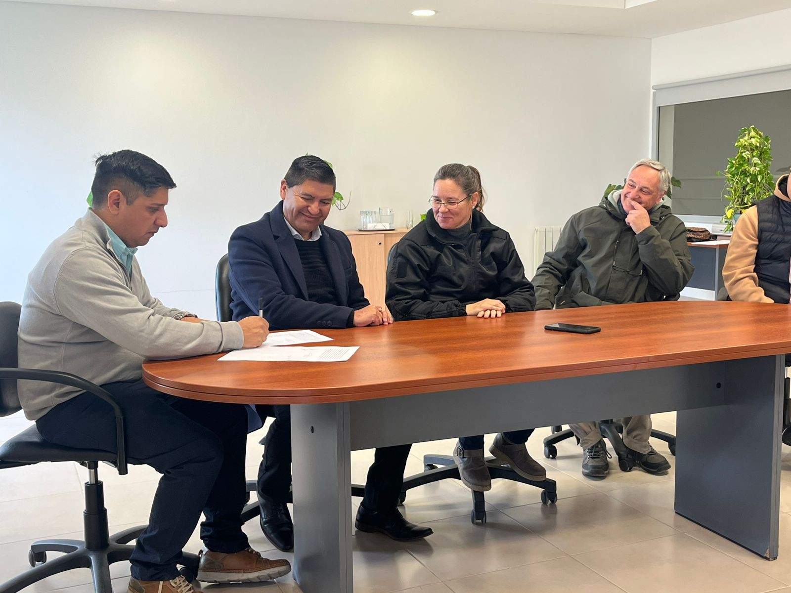 Provincia firmó acuerdo de descuentos con el Mercado Concentrador para jubilados provinciales, nacionales y ex combatientes