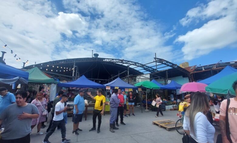 Mercado San MIguel puesteros.jpeg Obras en Mercado San Miguel: Puesteros se resisten a la reubicación