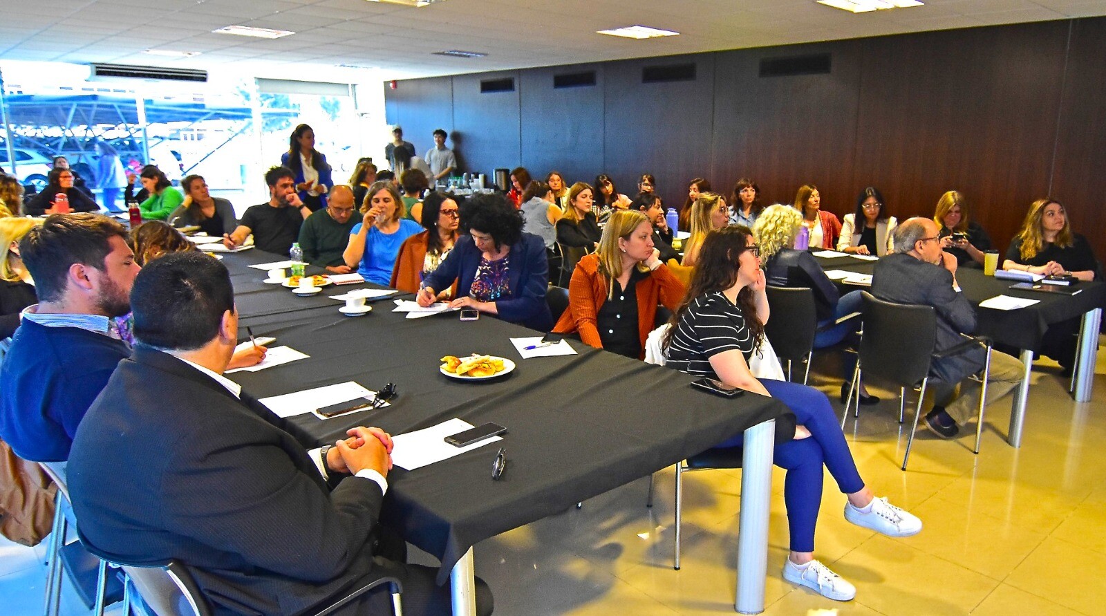 Mesa de Enlace Interpoderes (2).jfif Provincia puso en marcha el ciclo de Defensa al Consumidor para Adultos Mayores
