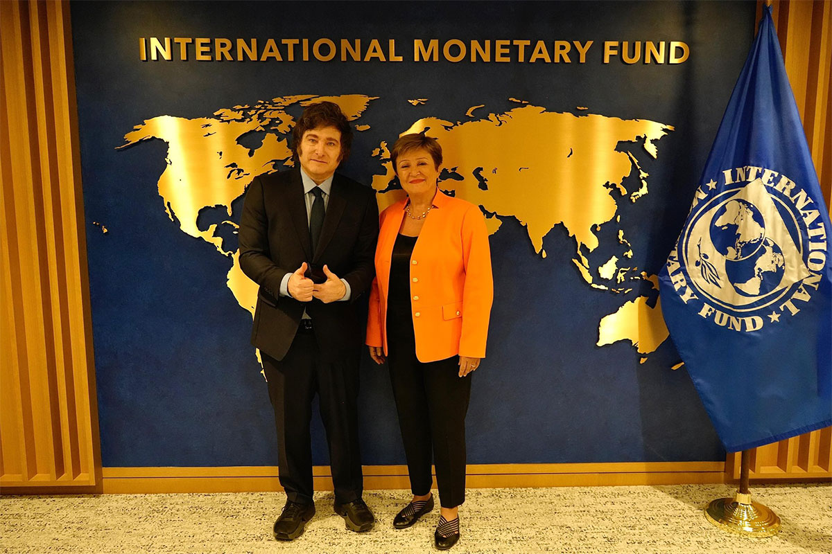 FMI aprobaría hoy préstamo de USD 20.000 millones a Argentina