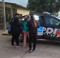 «Extorsión Sexual» Se acuso a una Mujer Marplatense y fue extraditada a la ciudad de Esperanza