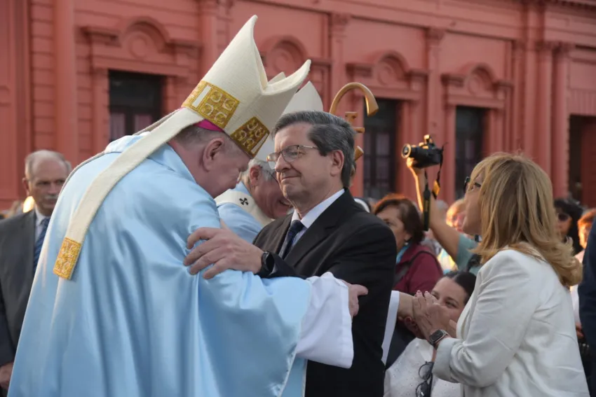 NUNCIO.webp