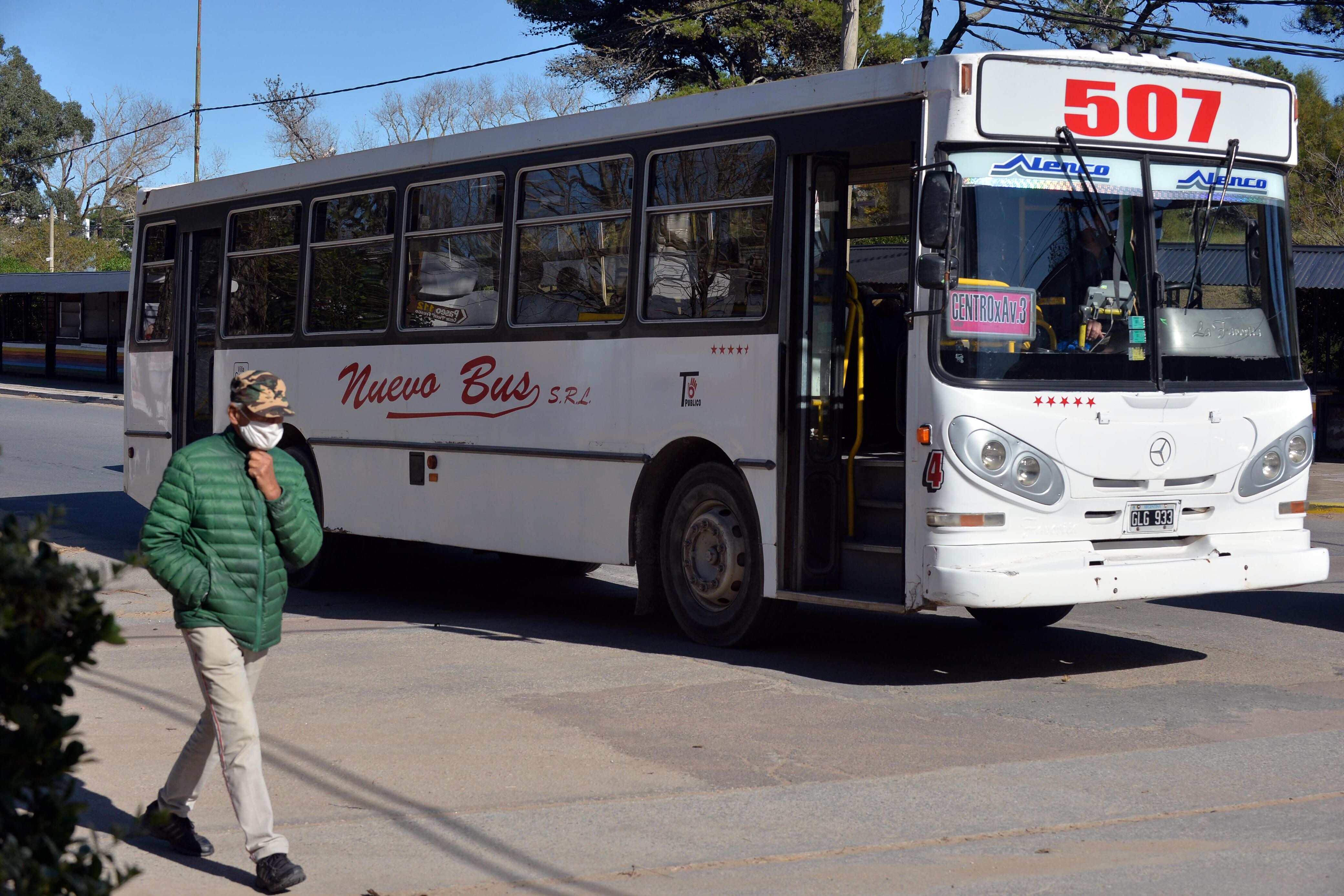 Acuerdan con Nuevo Bus mantener el transporte de colectivos hasta fin de mayo