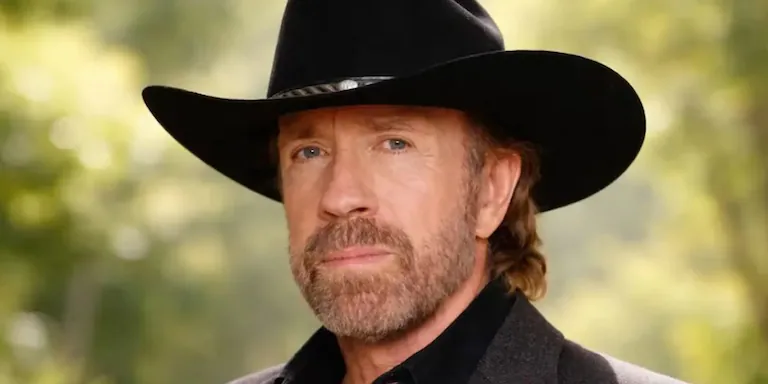 Impacto mundial: la familia de Chuck Norris hizo un desesperado pedido tras su muerte