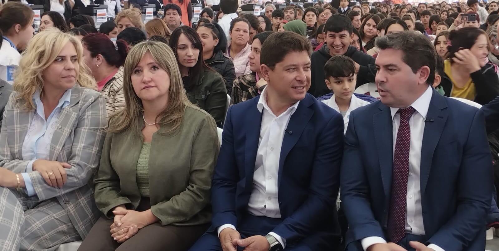 ORREGO-COMPUTADORAS-LUCIA-3.jpeg
