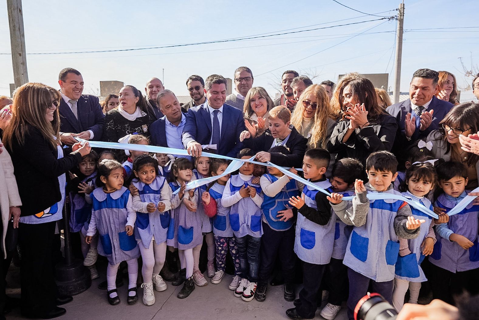 EDUCACIÓN: el gobernador Orrego inauguró la Escuela de Nivel Inicial ENI N° 72, en Caucete