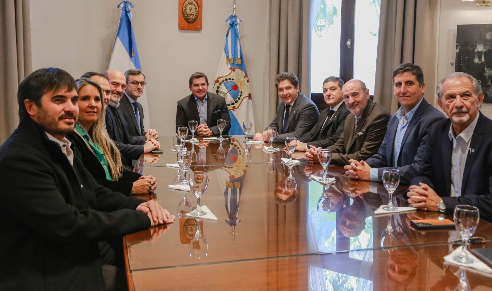 El gobernador Orrego recibió al presidente de la UIA Martín Rappanalli