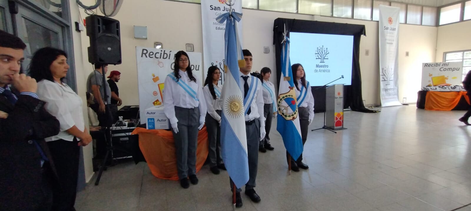 ORREGO-NETBOOK-RIVADAVIA-3.jpg ORREGO-NETBOOK-RIVADAVIA-3.jpg