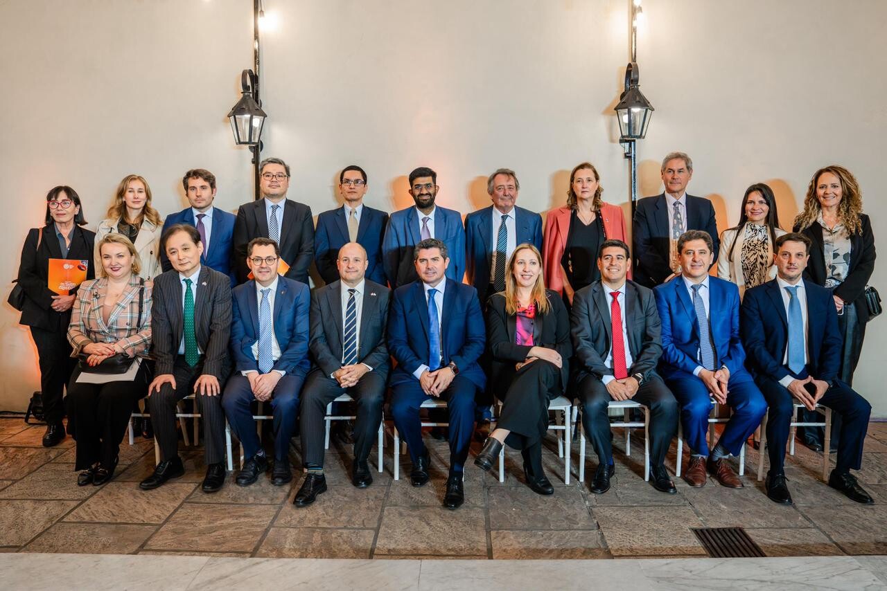 ORREGO-PRESENTACIÓN-FNS-2025-BUENOS-AIRES-2.jpg ORREGO-PRESENTACIÓN-FNS-2025-BUENOS-AIRES-2.jpg