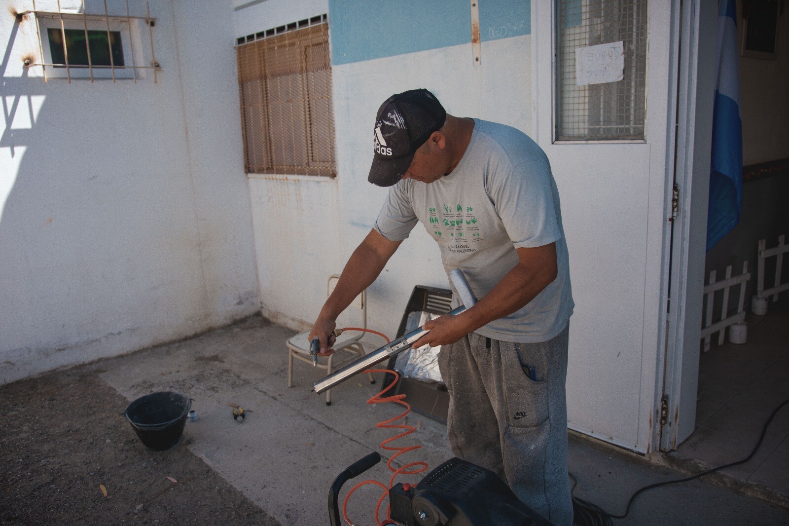 Obras Públicas Municipal realiza trabajos de limpieza y reacondicionamiento en Jardines Municipales.jpeg Obras Públicas Municipal realiza trabajos de limpieza y reacondicionamiento en Jardines Municipales