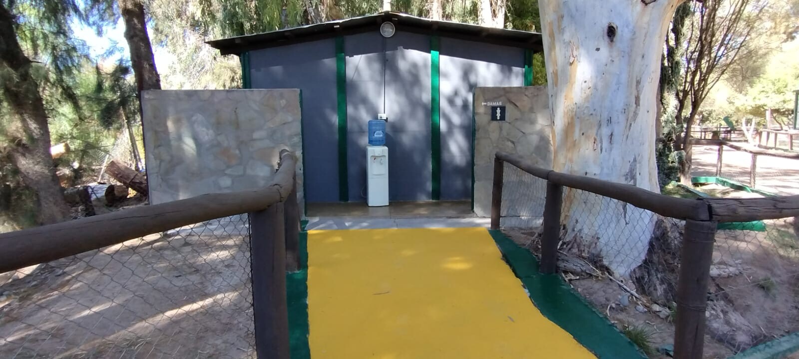 PARQUE-FAUNISTICO-BAÑOS.jpeg PARQUE-FAUNISTICO-BAÑOS.jpeg
