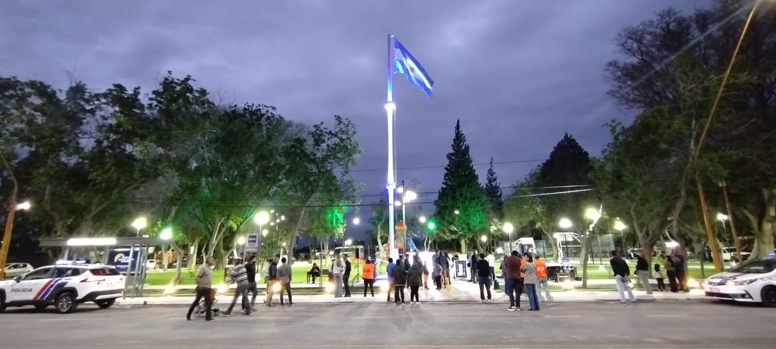 SANTA LUCÍA: inauguró la moderna Plaza Héroes de Malvinas