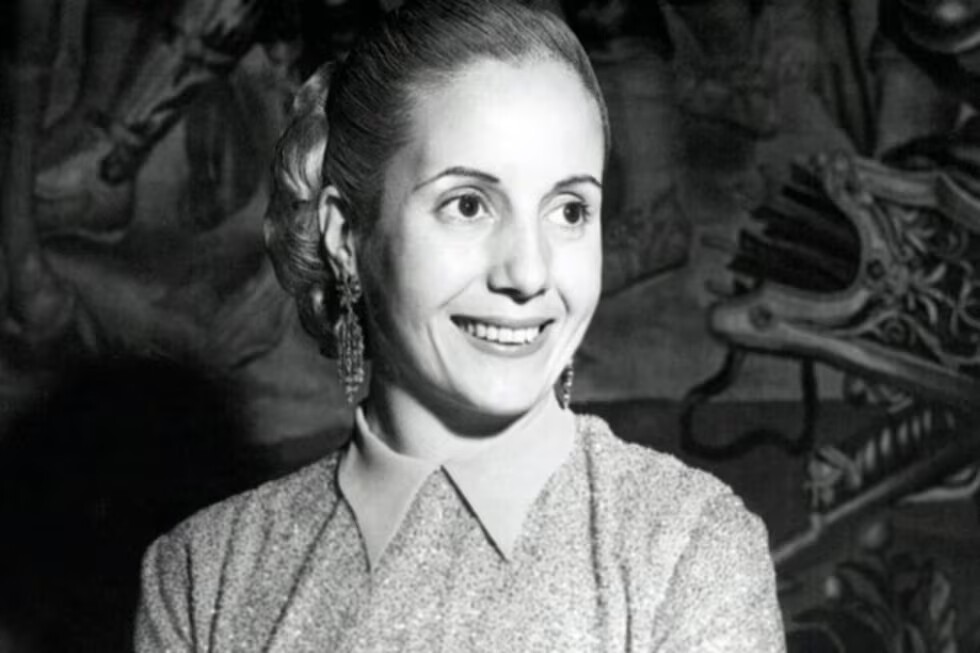 POLITICA EVITA 2.jpg POLITICA EVITA 2.jpg