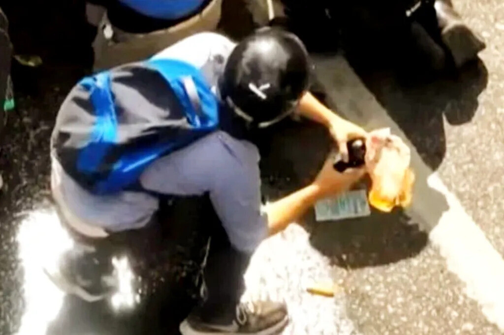 POLITICA POLICIAS TERRORISTAS ENCUBIERTOS.jpg ¡No tienen límites..!! Infiltrados policiales, (terroristas según Adorni) provocaron violencia en la marcha pacífica contra la reforma laboral