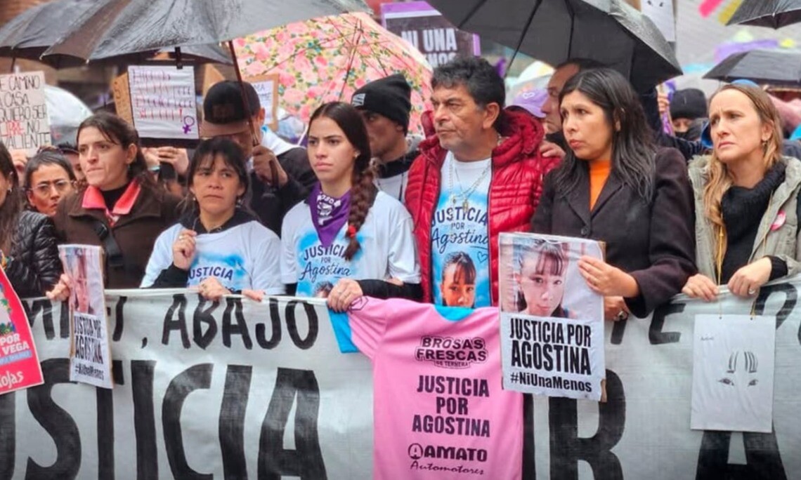 Marcha “Ni Una Menos”: la familia de Agostina Vega pidió justicia y acompañamiento del Estado