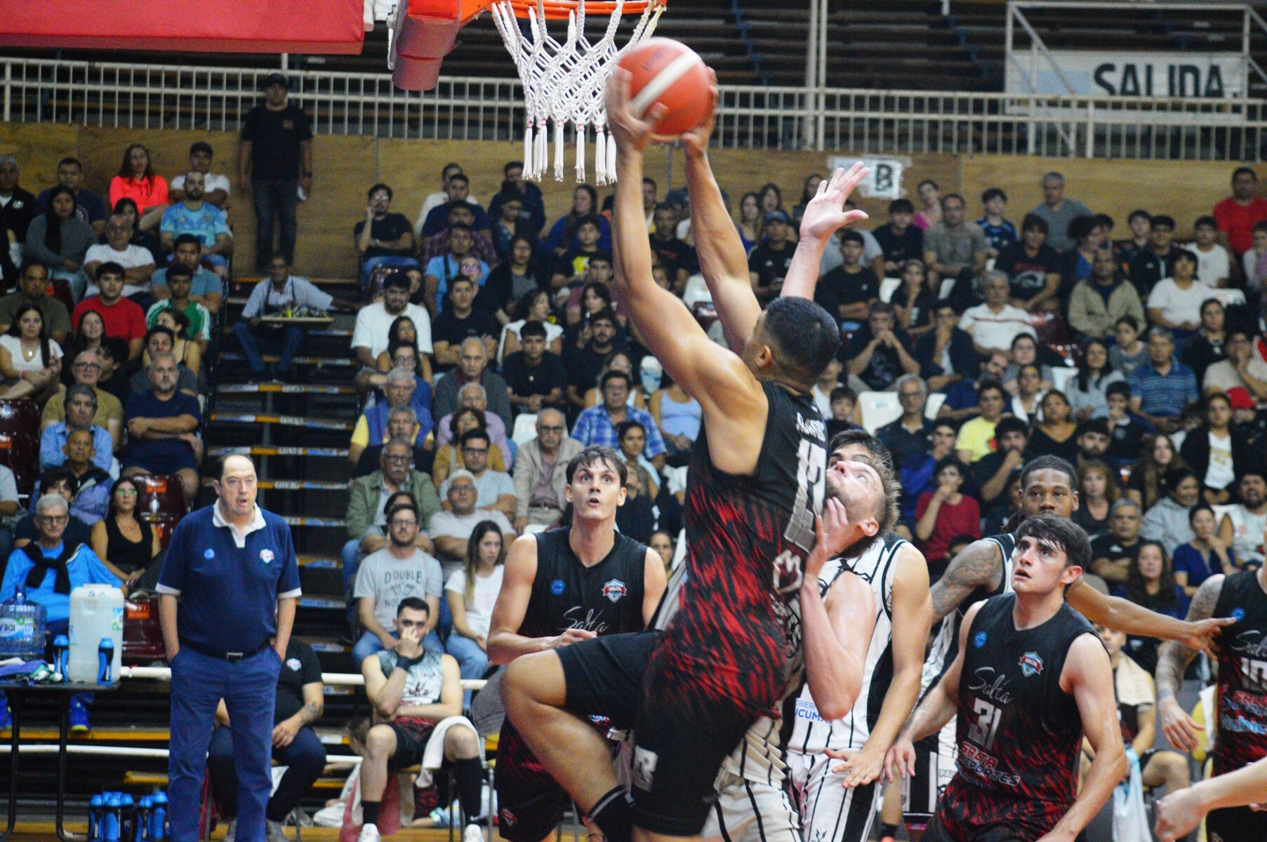 Pagina-31-Salta-Basket-Estudiantes-T.jpg