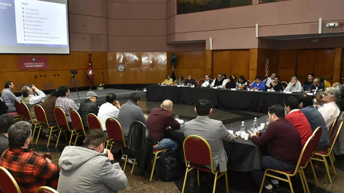 Paritarias.webp Gremios Docentes Rechazan Aumento del 10.5%, Pero Confirman Inicio de Clases