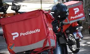 Mario repartidor de Pedido Ya fue atropellado por un coche que se dió a la fuga y el se quedo sin poder trabajar