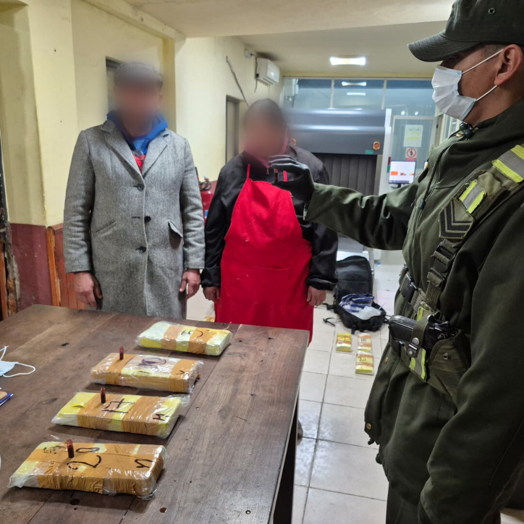 Polideportivo San MAartin Dos.jpeg Formosa: Detienen a un pasajero con más de 20 kilos de marihuana
