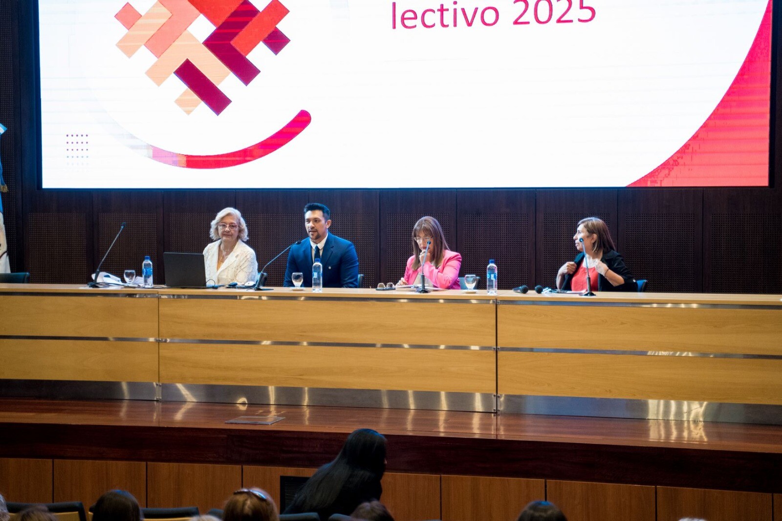 Programa de prevención interdisciplinaria escolar