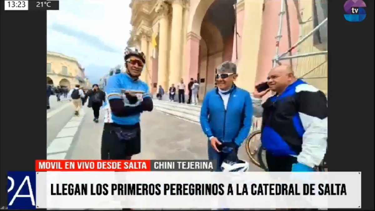 Primeros peregrinos.png Llegada de los primeros peregrinos marcó el inicio de la festividad del Milagro en Salta