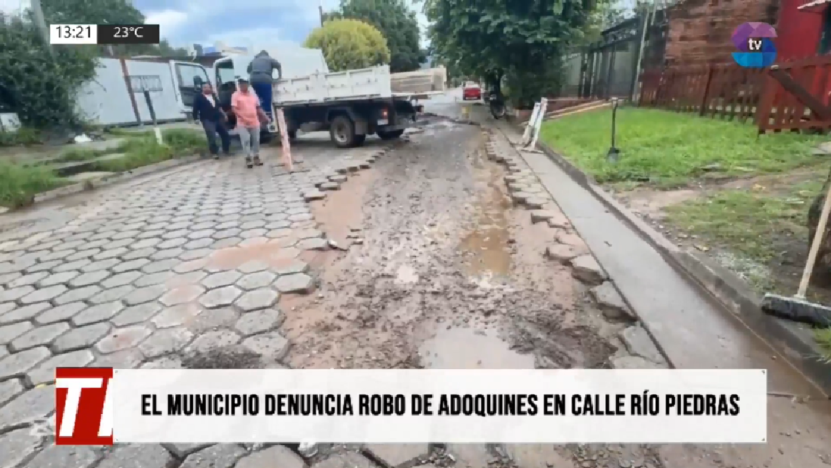 ROBO DE ADOQUINES.png Se llevaron los adoquines para sus veredas y ahora podrían ser sancionados