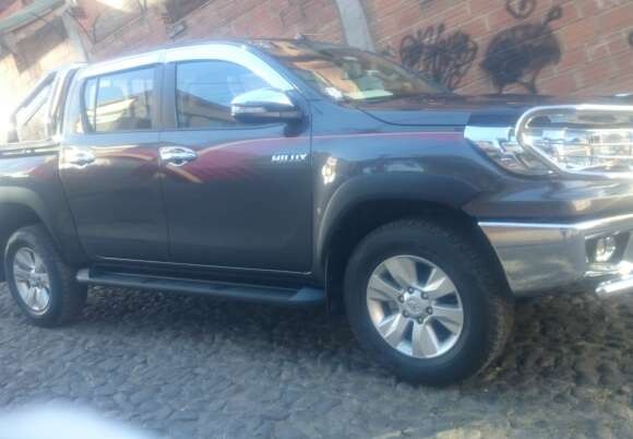 ROBABAN CAMIONETAS HILUX EN ARGENTINA Y LAS TRASLADABAN A BOLIVIA