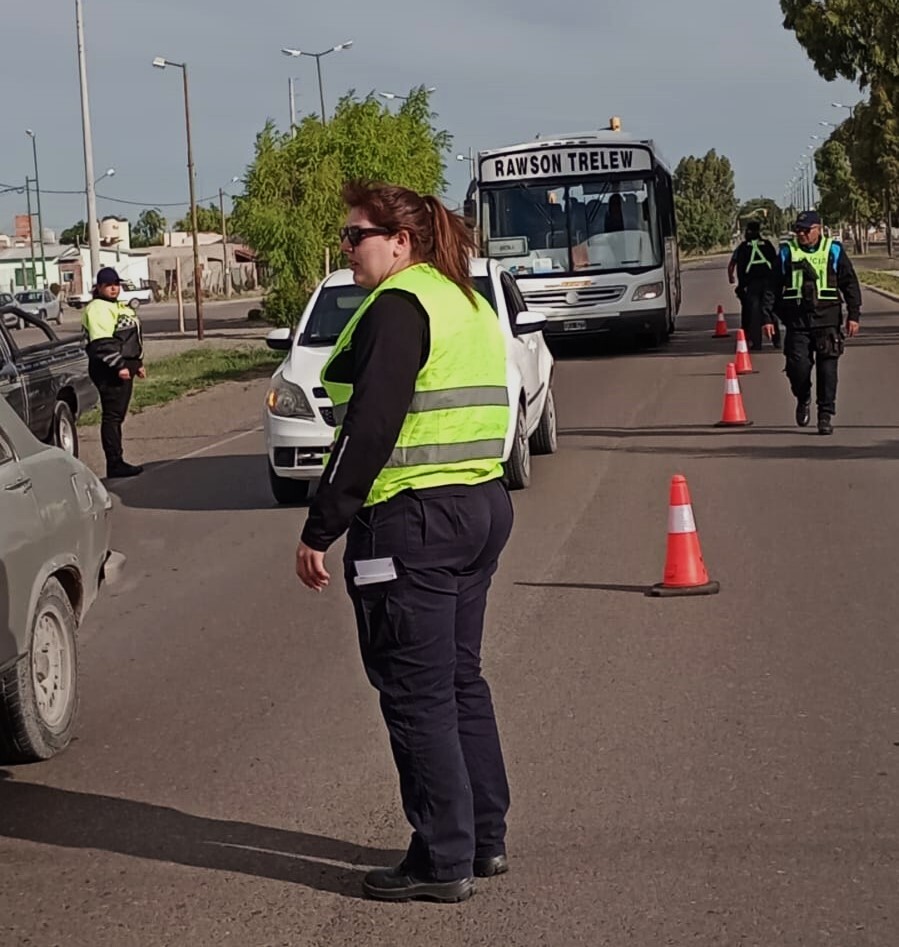 Rawson continúa articulando trabajos de control de tránsito para mayor seguridad