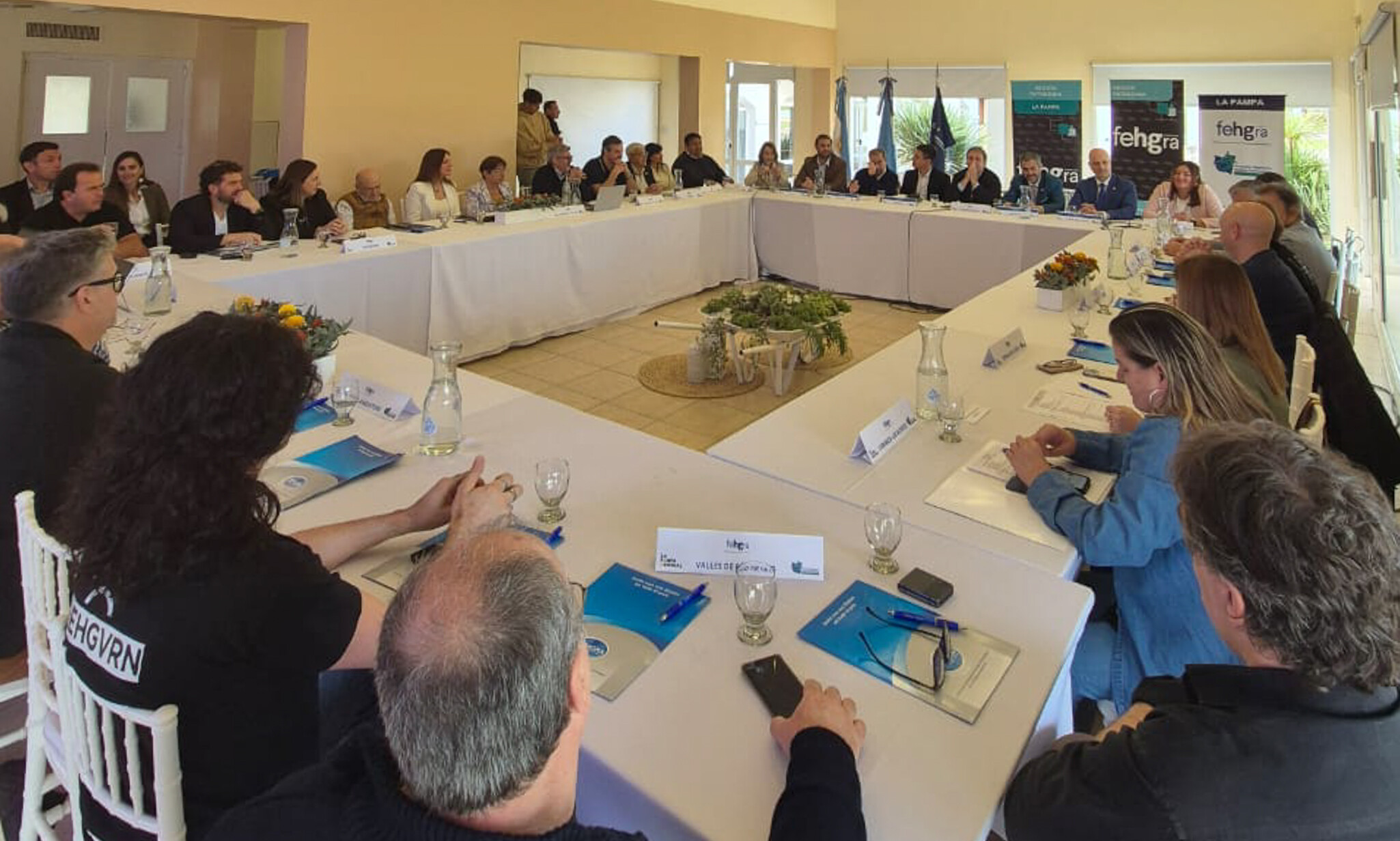 Reunion Ente Patagonia Argentina (2).jpg Chubut participó de un nuevo encuentro del Ente de Turismo Patagonia Argentina