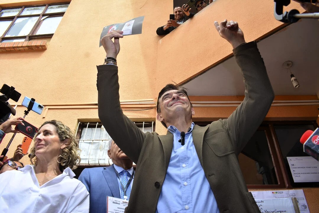 Rodrigo Paz.jpg Los primeros datos oficiales de Bolivia dan ganador al moderado Rodrigo Paz
