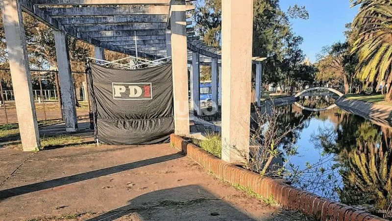 Hallaron muerto a un adolescente de 13 años en los piletones del parque Juan de Garay