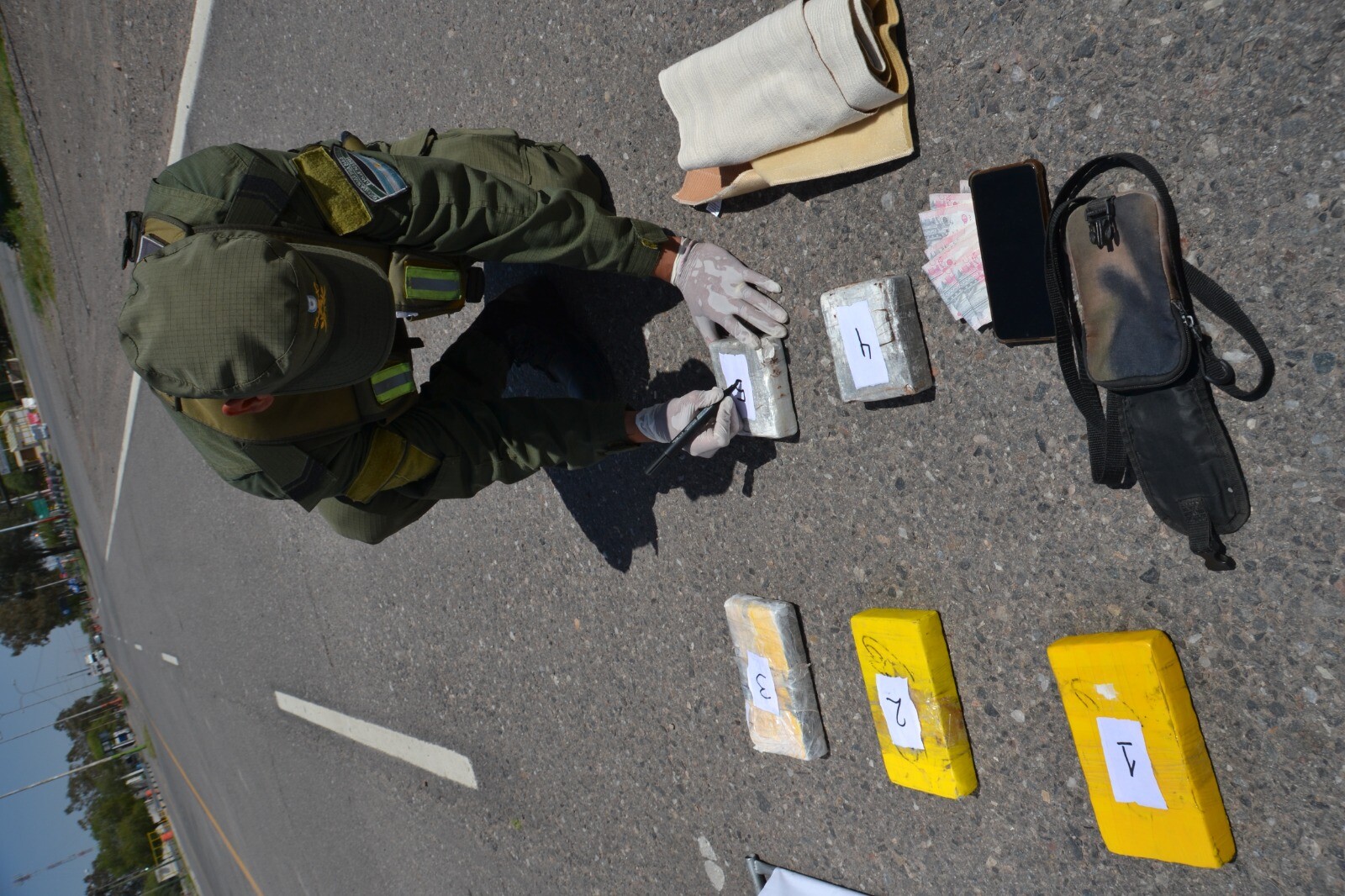 SECUESTRO-DROGA-AUTO-3.jpeg SECUESTRO-DROGA-AUTO-3.jpeg