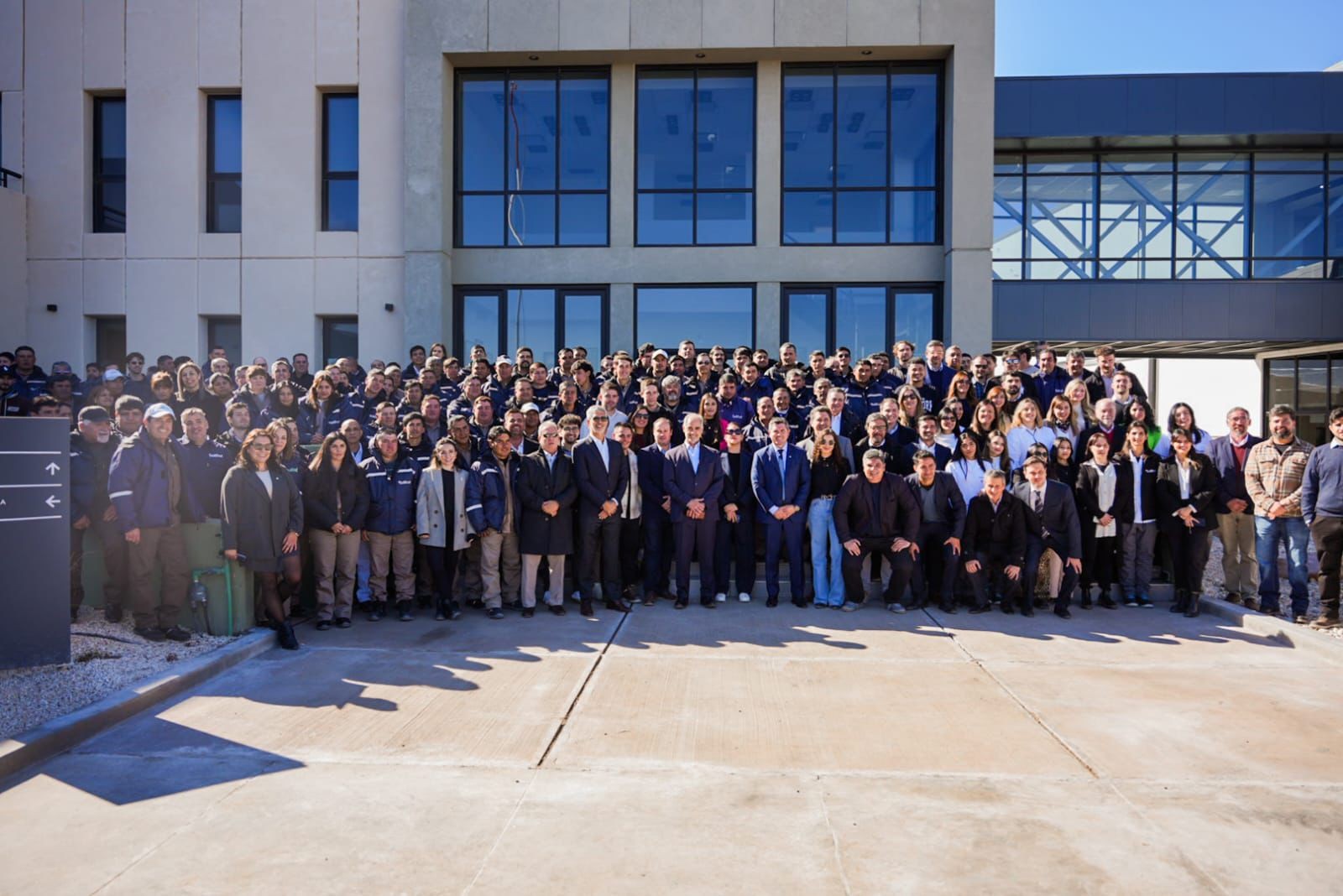 El Gobernador Marcelo Orrego participó e la inauguración de la nueva planta envasadora de aceite de oliva