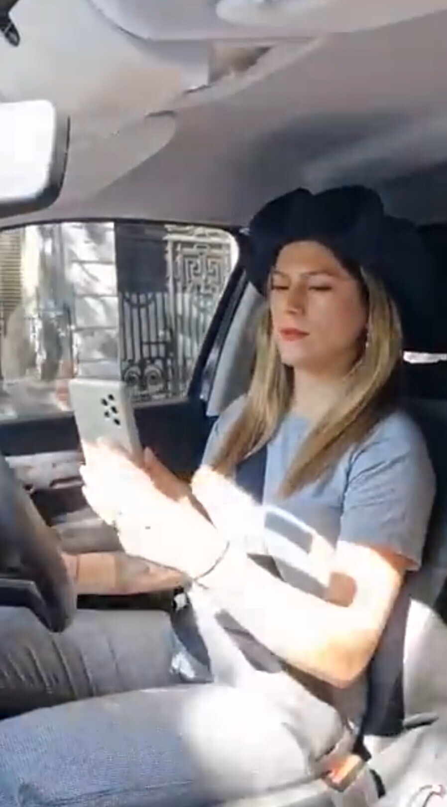 Screenshot_20250129_182301_YouTube.jpg Corrientes: La influencer «Gaucha Mala» denunció a su pareja por violencia de género