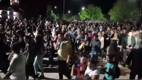 La Dulce se hizo escuchar: histórica marcha por la salud