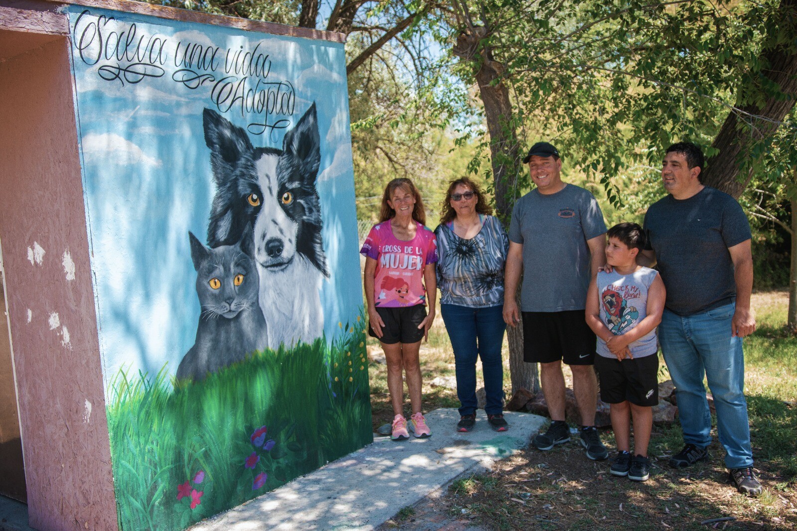 Se inauguró en el Parque Recreativo Municipal de Rawson un mural para concientizar sobre el cuidado animal