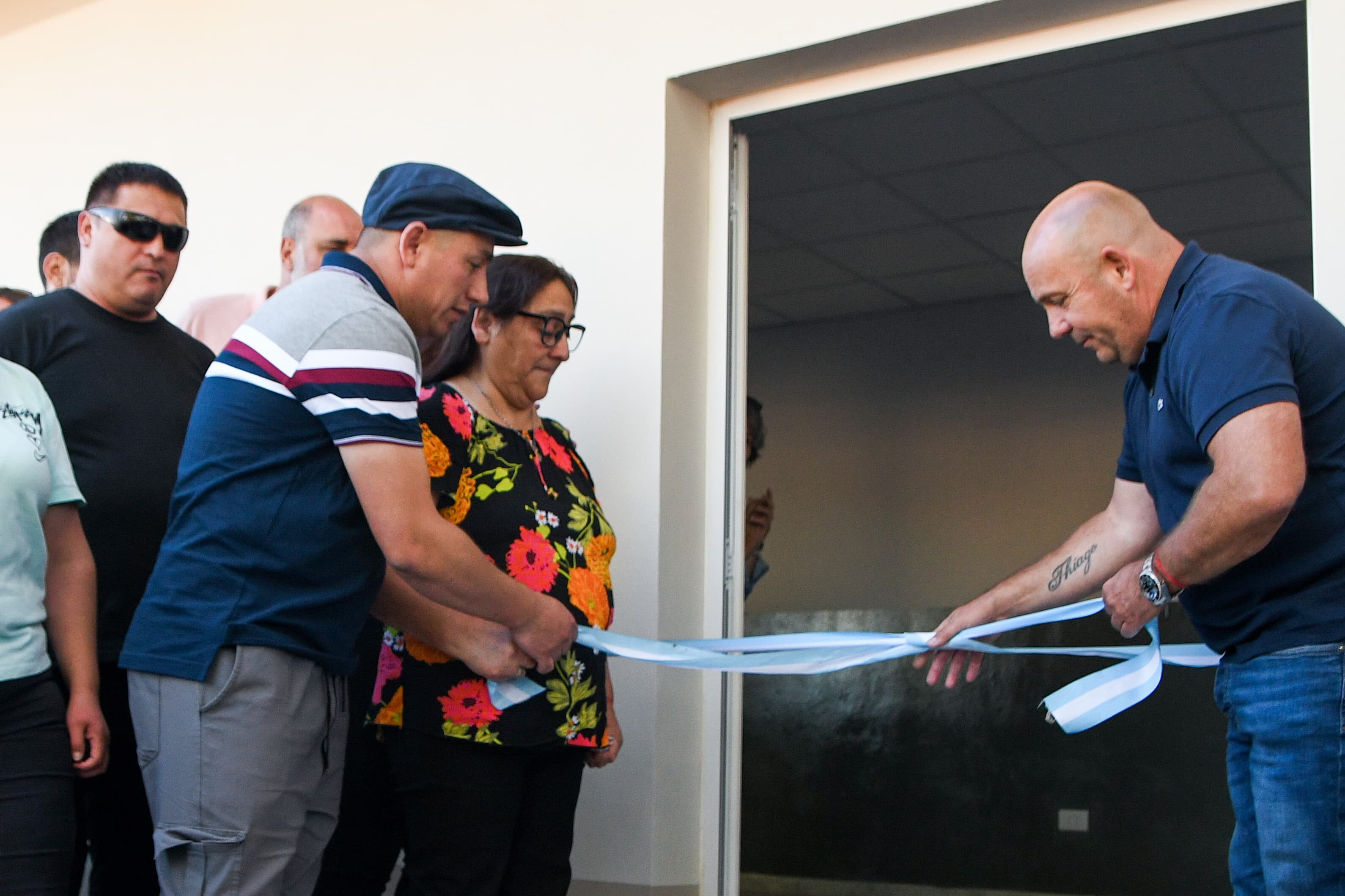Gustavo Sastre encabezó la reinauguración y remodelación de la Sede Vecinal del barrio Pujol