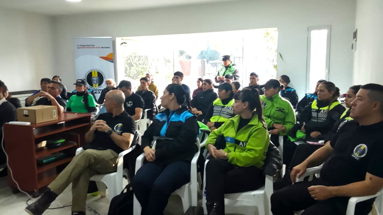 Provincia brindó en Río Pico una capacitación en seguridad y legislación en procedimientos viales