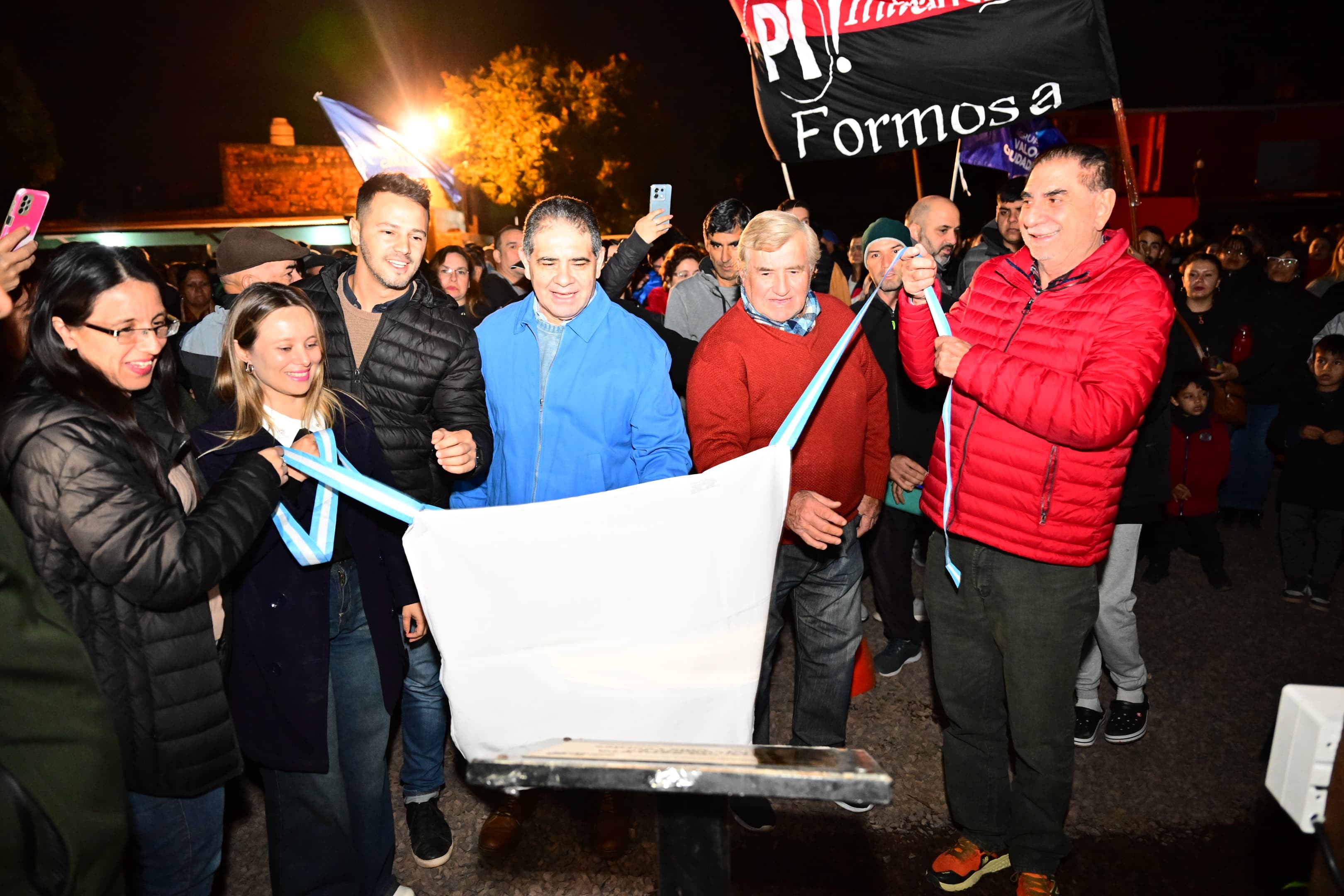 El intendente Jofré habilitó la plazoleta saludable de los barrios Vial y Villa Lourdes