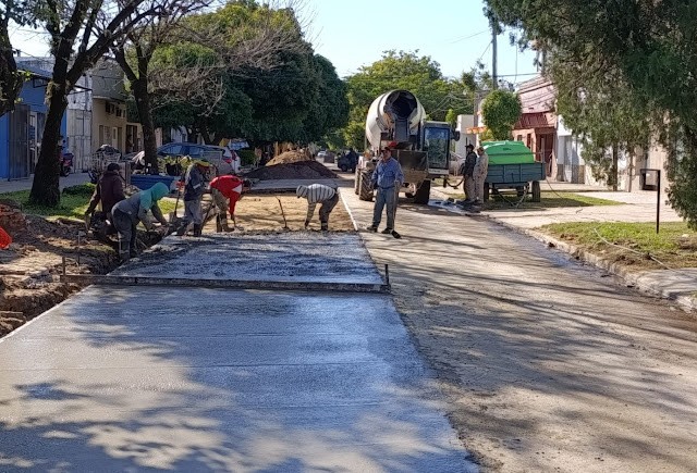 Sin título.jpg La comuna prosigue con el plan de bacheo para la recomposición de arterias pavimentadas
