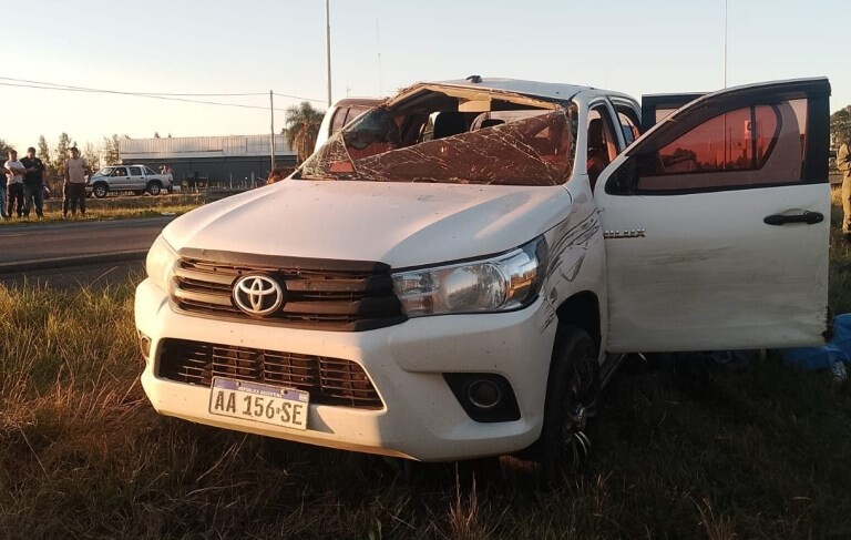 Siniestro-vial-ruta-14-camioneta-choque-con-fallecido-e1757630331105.jpeg Fatal choque en la Autovía 14: murió un hombre de 72 años tras colisionar con un camión y volcar