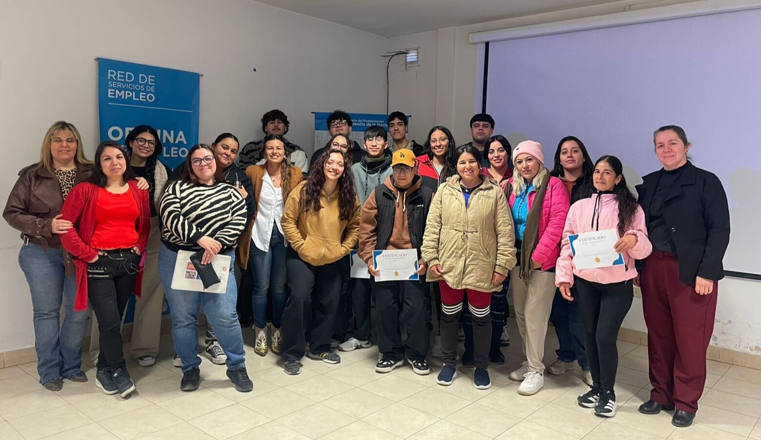 Vecinos de Rawson practicaron entrevistas y prepararon su CV en un taller laboral remunerado Vecinos de Rawson practicaron entrevistas y prepararon su CV en un taller laboral remunerado